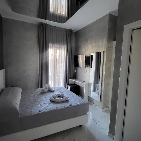 Luxury & Apricena