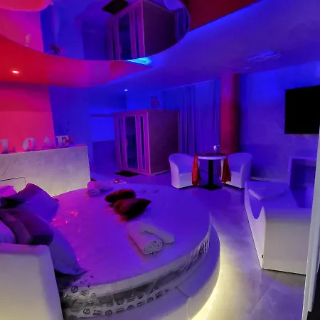 Luxury & 4*