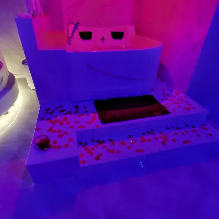 Luxury & Nocleg ze śniadaniem 4*